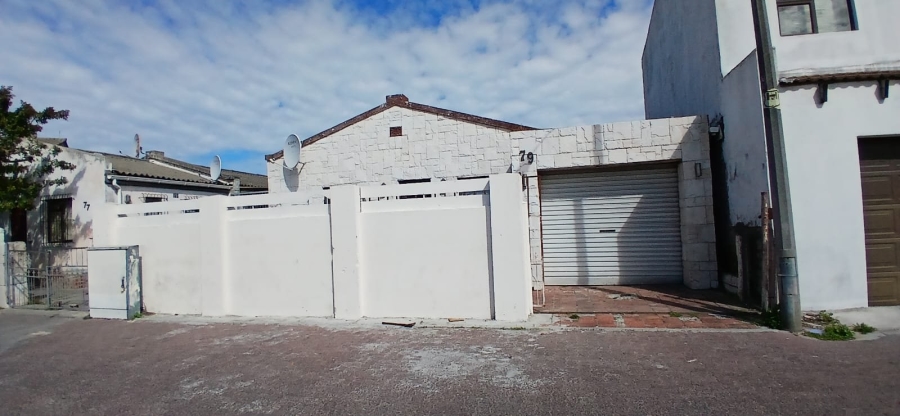 3 Bedroom Property for Sale in New Woodlands Western Cape